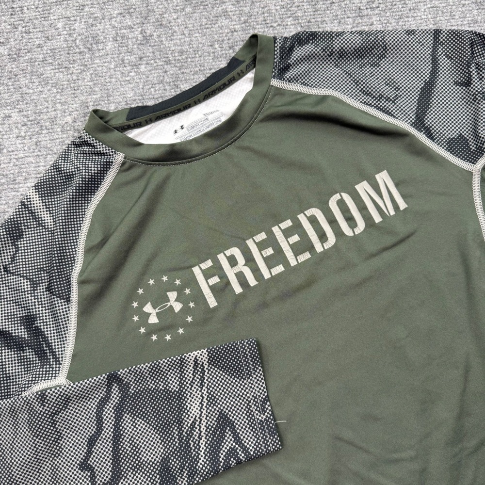 Under Armour Freedom Compression Long Sleeve Shirt Kid Large Green Camo Heatgear